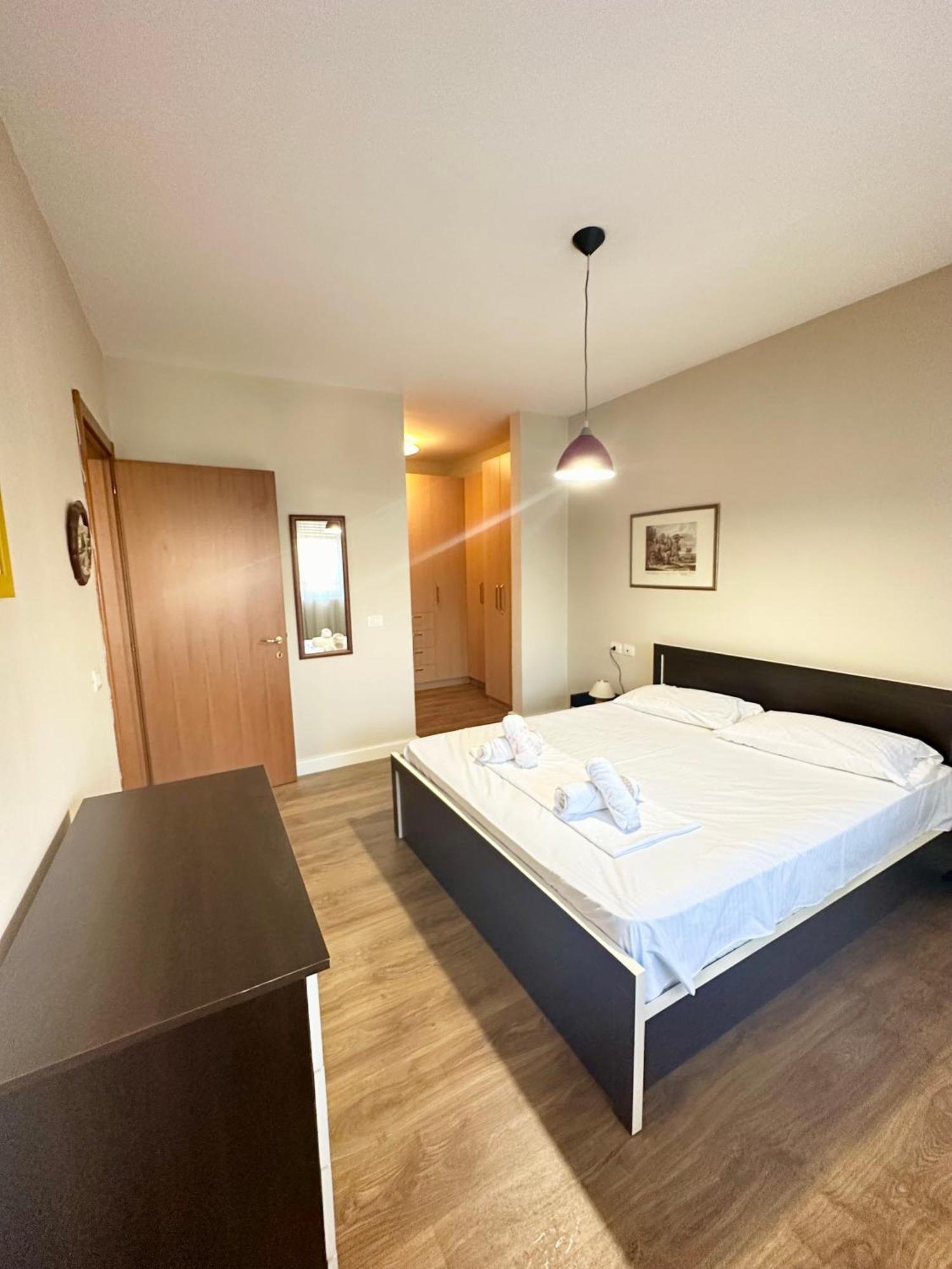 טיראנה Kk Apartment Air Albania-Centrally Located מראה חיצוני תמונה